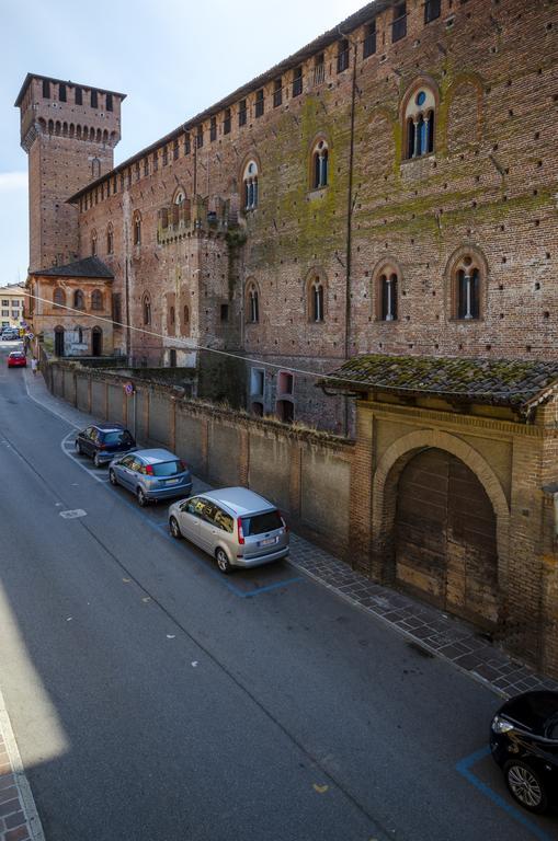 Al Castello Di Leonardo Hotel Sant'Angelo Lodigiano Kültér fotó